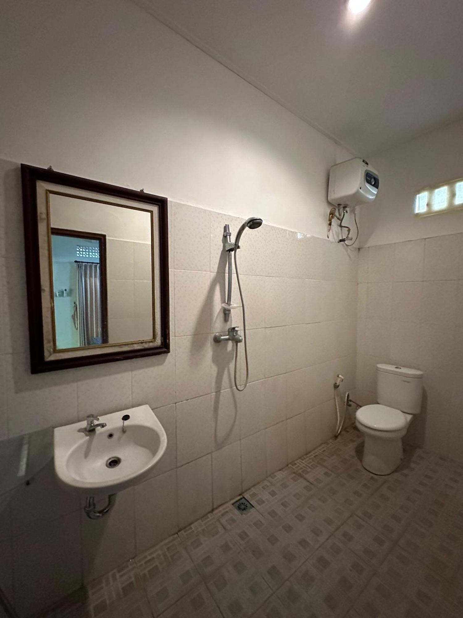Tagel Karsa House Hotel Ubud  Bagian luar foto