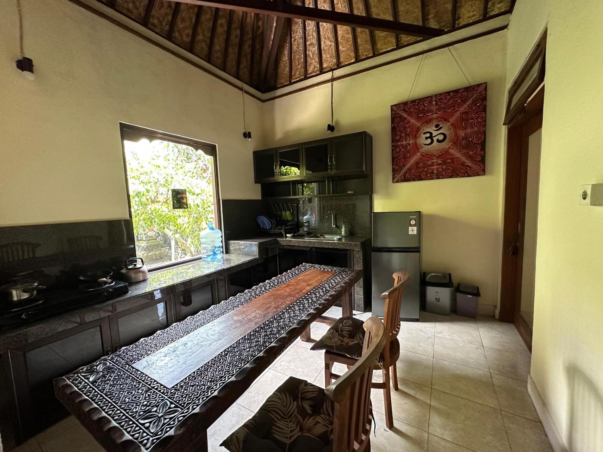 Tagel Karsa House Hotel Ubud  Bagian luar foto