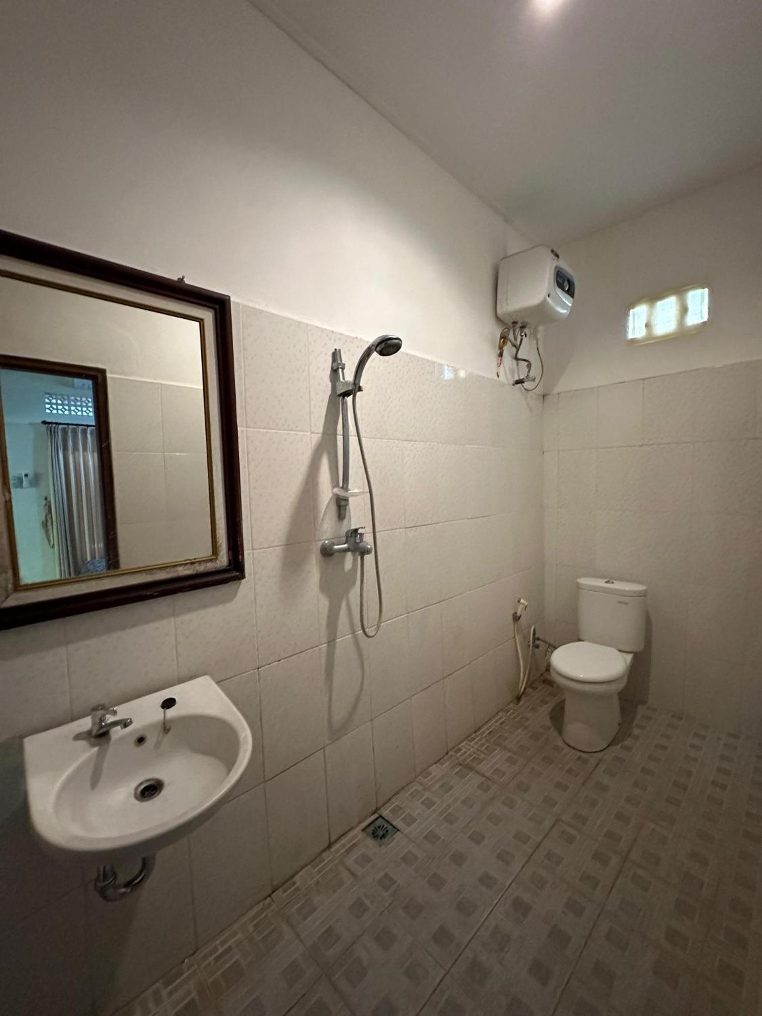 Tagel Karsa House Hotel Ubud  Bagian luar foto